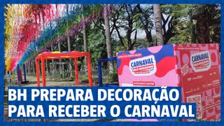 Decoração carnavalesca da Praça da Liberdade