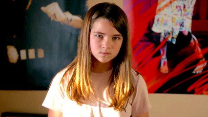 Young Sheldon Exclusive: Hilarious 'Do Not Enter' Sign Moment 🚧