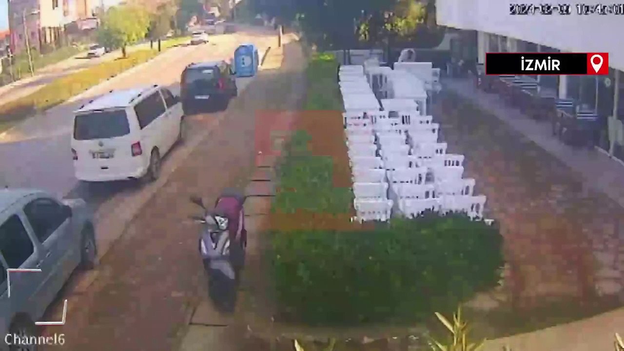 İzmir'de sollama yaparken aracı takla atan üniversiteli öldü