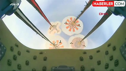 Alper Gezeravcı'dan yeryüzüne ayak bastıktan sonra ilk paylaşım: Merhaba Dünya, ben geldim