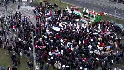 Avrupa'da çiftçi protestosu büyüyor! Sınırı kapattılar