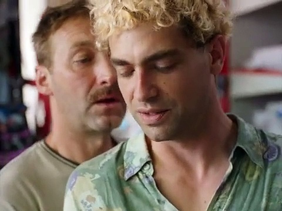 Léo la nuit | movie | 2021 | Official Trailer