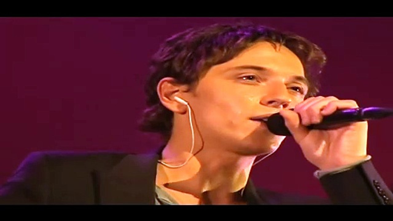 RAPHAEL — “Une petite cantate” ● RAPHAEL LIVE - RÉSISTANCE À LA NUIT | THÉÂTRE DU CHÂTELET LE 2 OCTOBRE 2006 (CONCERT ACOUSTIQUE) | (DVD2)