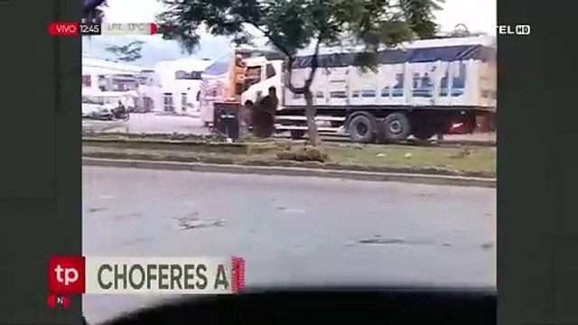 Cochabamba: choferes se van a los golpes cuando hacían fila por combustible en la avenida Ingavi