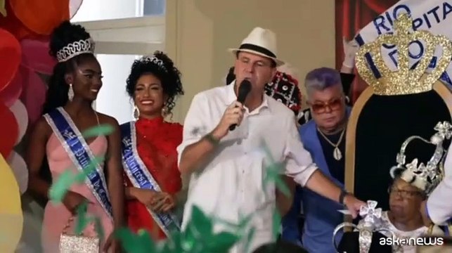 A Rio de Janeiro la consegna delle chiavi a Rei Momo, re del Carnevale