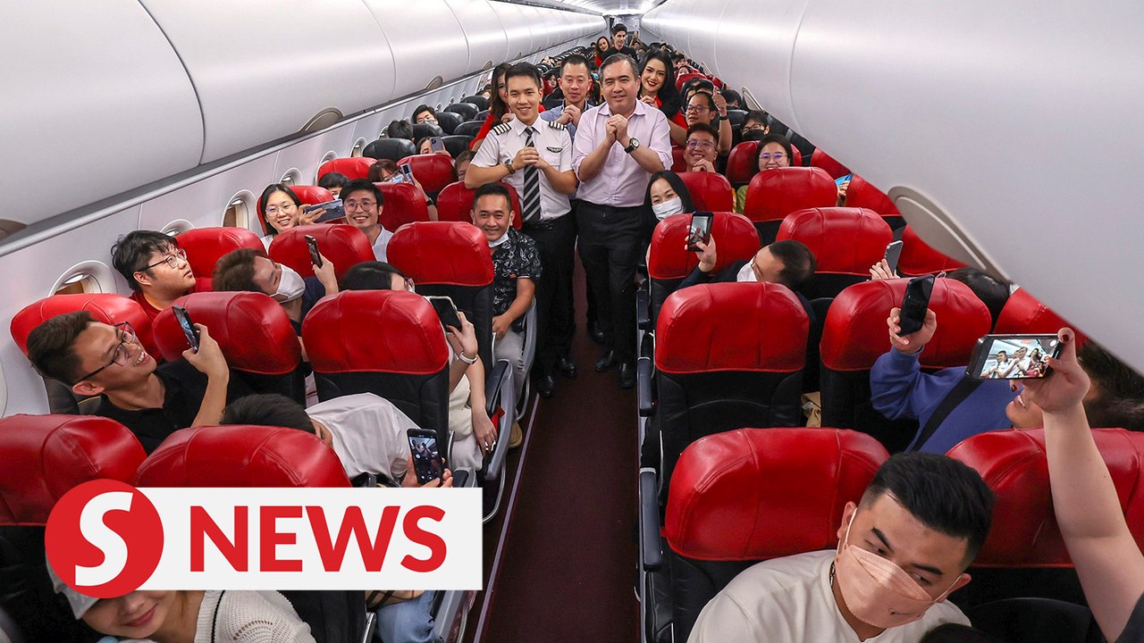 Loke thanks AirAsia for providing additional midnight flights to Sabah, S'wak at fixed rates for CNY