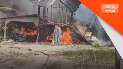 Rumah kampung, 2 kereta musnah dalam kebakaran