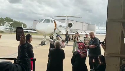 Kavuşma anı… Alper Gezeravcı ailesiyle buluştu