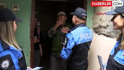 Adana'da Polis 'Komşu Kollama' Projesiyle Vatandaşları Bilgilendirdi