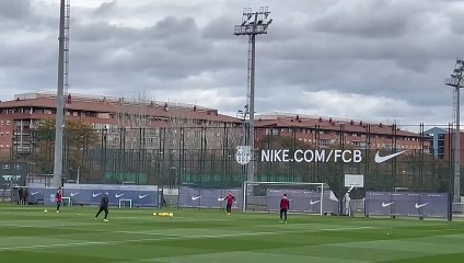 Ter Stegen se entrena con normalidad antes del Granada