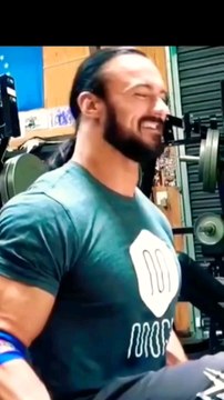 Drew McIntyre applique les valeurs sûres en musculation