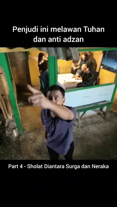 Penjudi ini melawan Tuhan dan anti adzan