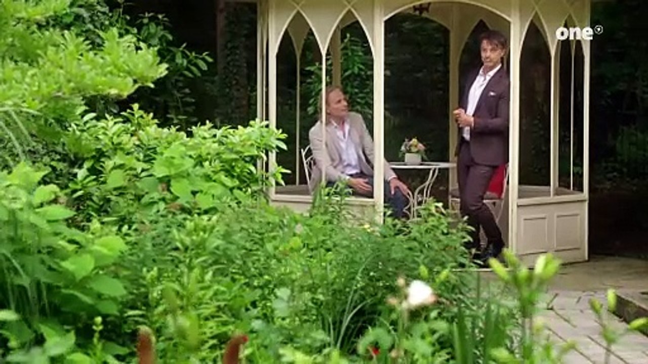 3693 Robert & Lia : Adriane 3