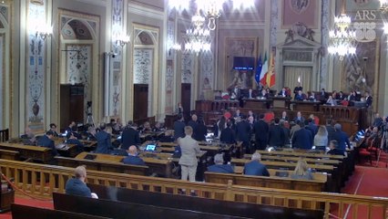 Schifani, la strategia del confronto con i partiti