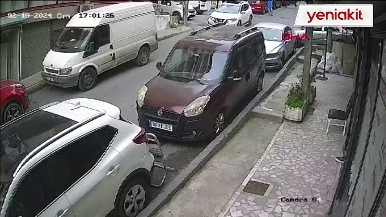 AK Parti programında silahlı saldırı anı görüntülendi! Uzun namlulu silah kullandılar