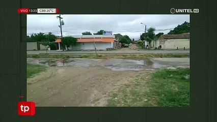 Denuncian que hace tres días hay una fuga de agua en la Villa Primero de Mayo y no es reparada