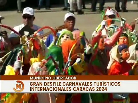 Gobierno Nacional realiza desfile de carrozas y trajes individuales en Caracas