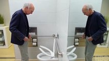 Curb Your Enthusiasm - Larry's Toilet Fight Max