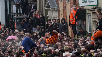 Epic Battle at the 824th Atherstone Ball Game 🏆