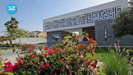 ‘Diwani’ building stands out with a square Kufic script featuring a Quranic verse