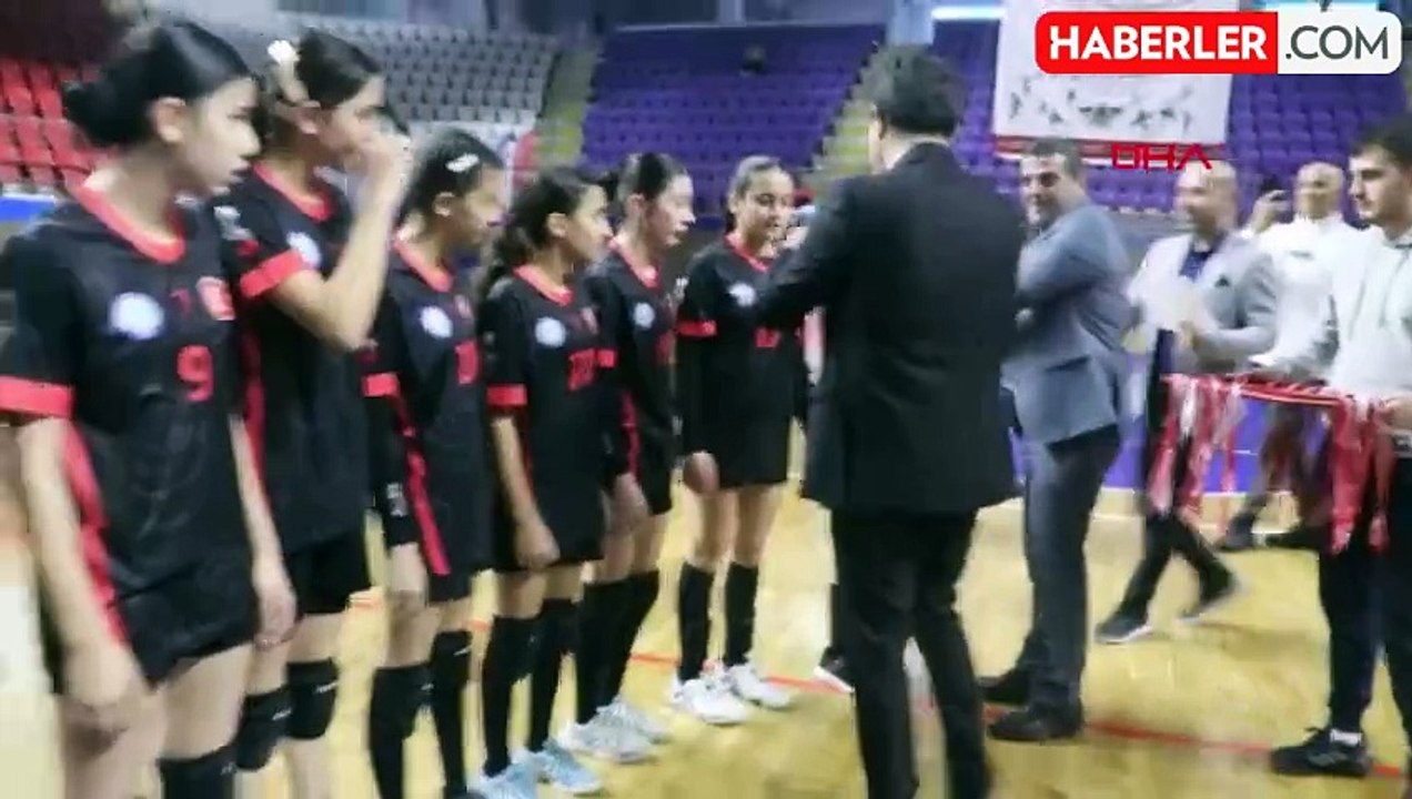 Erkek Hentbol Yarı Finali'nde dereceye girenler belli oldu