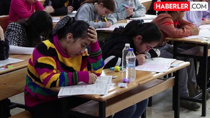 Peygamber Sevdalıları Vakfı 'O'nu Oku, O'nu Yaşa Siyer' Sınavını Düzenledi