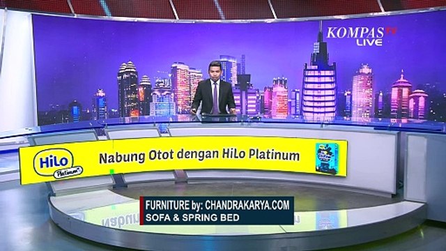 Diterjang Angin Kencang saat Hujan Deras, Gapura Perbatasan Surabaya-Sidoarjo Ambruk