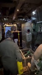 ‏‏الملك يشارك في عملية إنزال جوب بغزة