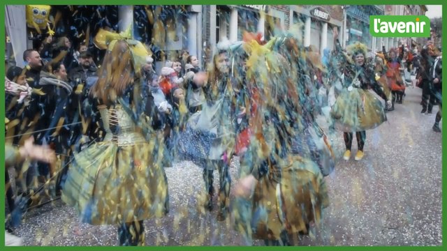 Les Fouteuses di brole ont enflammé le carnaval de Marche-en-Famenne