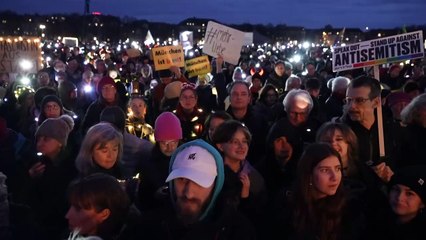 Zehntausende bei "Lichtermeer" gegen Rechtsextremismus in München
