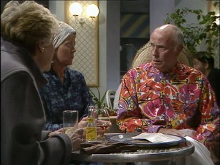 One Foot in the Grave Season 02 Episode 01 - In Luton Airport No-One Can Hear You Scream