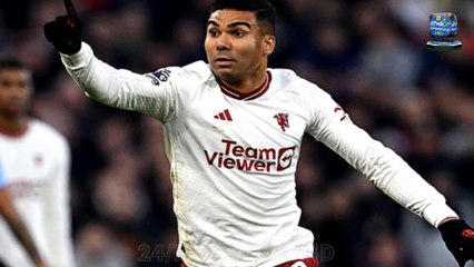 Man United Fans Insist Casemiro's Bizarre Reaction to Being Booked is the 'Funniest Thing Ever'