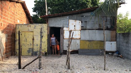 CASA DE LATA EM PITIMBU NA PARAÍBA, MULHER PEDE AJUDA!