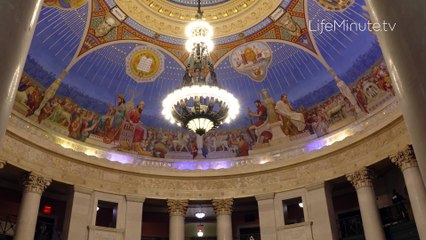 NYC Luxury Fashion Brand Cucculelli Shaheen Debuts Fall 2024 Collection at NYC Supreme Court