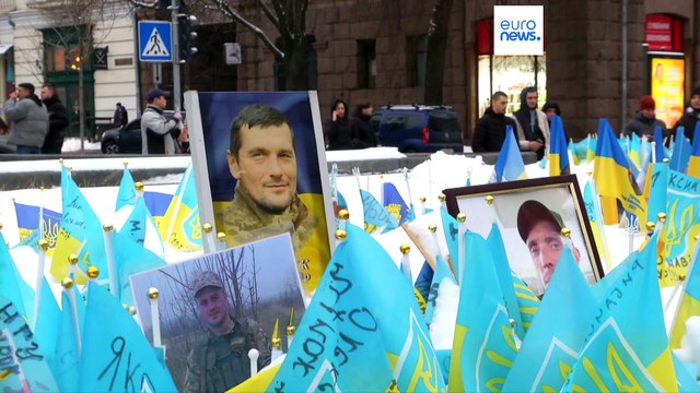 Ukrainians face second anniversary of Russian invasion amid death and destruction