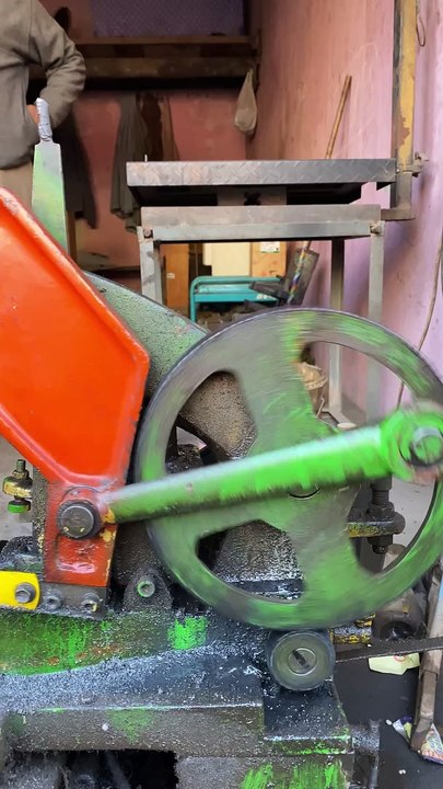 Iron rod cutting #iron #cutting #shortsvideo #y...