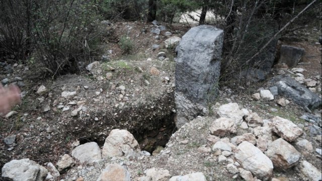 'Dedektörlü' talan! Define avcıları yine boş durmadı