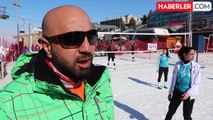 Palandöken Kayak Merkezi Hem Kayak Tutkunlarına Hem de Kar Voleybolu Şampiyonasına Ev Sahipliği Yapıyor