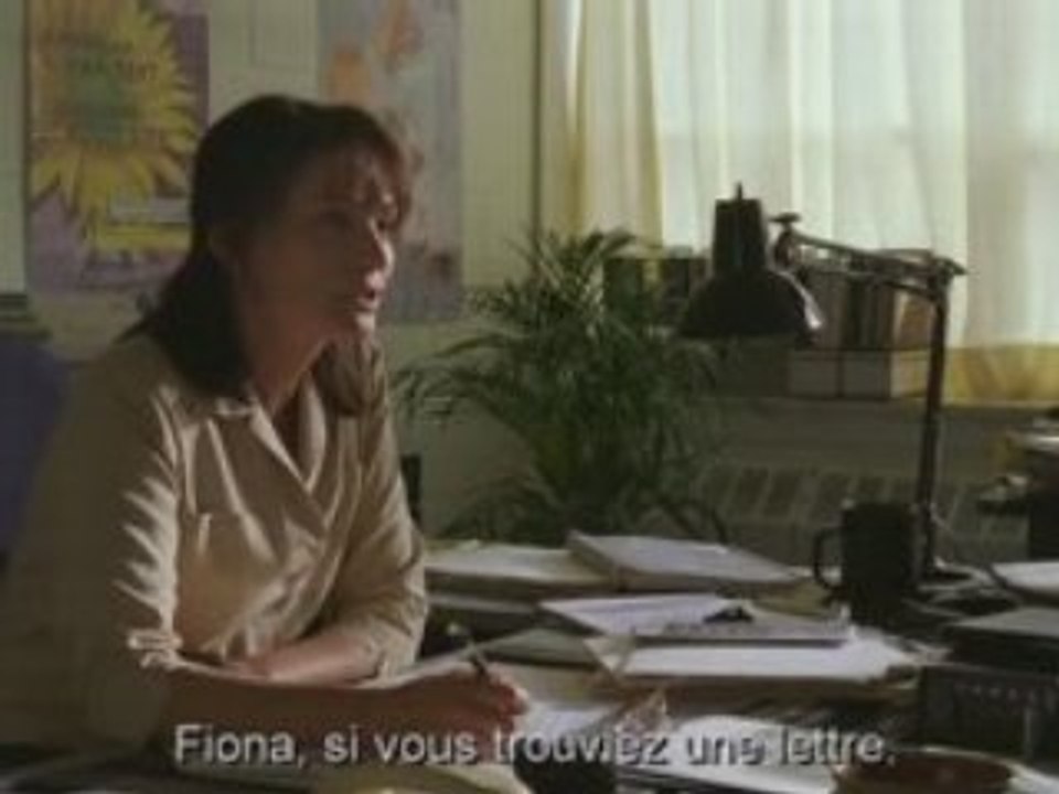 Loin d'elle (VF)