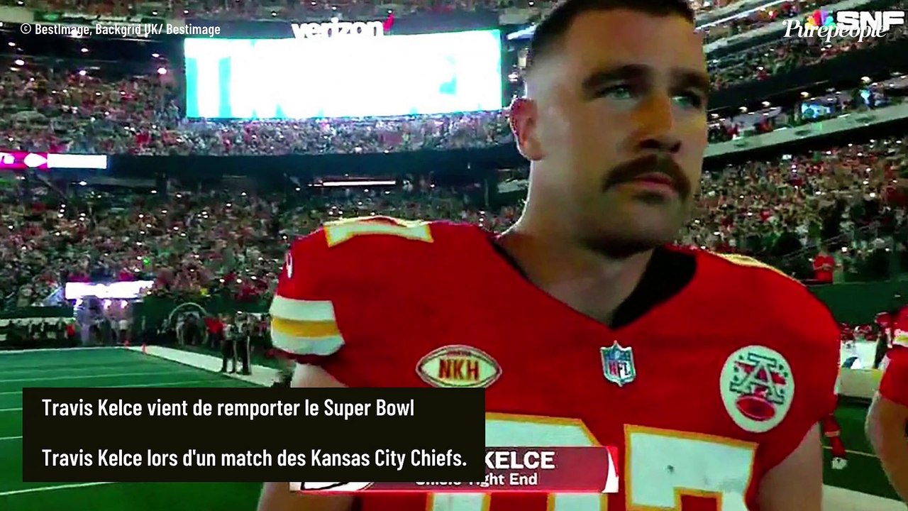 PHOTOS Taylor Swift aux anges au Super Bowl : baiser de l'amour avec Travis Kelce après son incroyable victoire !