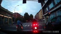 Lo spettacolare inseguimento a tutta velocità per le strade di Bologna