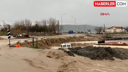 Çanakkale'de Sağanak Nedeniyle Kepez Çayı Taştı