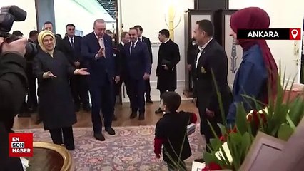 Tải video: Cumhurbaşkanı Erdoğan, Alper Gezeravcı'yı kabul etti