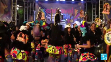 Rio Carnival: How women are breaking into male world of bate-bolas