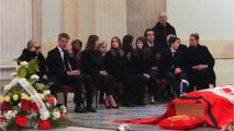 GALA VIDEO - Mathilde et Philippe de Belgique : leur délicate attention aux obsèques de Victor-Emmanuel de Savoie