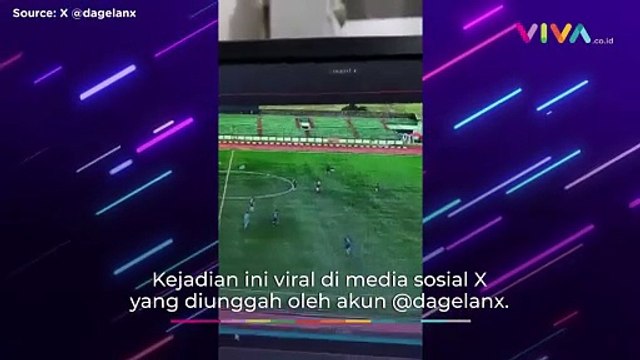 Lagi Bertanding, Pesepak Bola Tewas Tersambar Petir