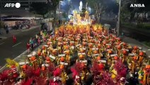 Brasile, il Carnevale impazza per le strade di Rio