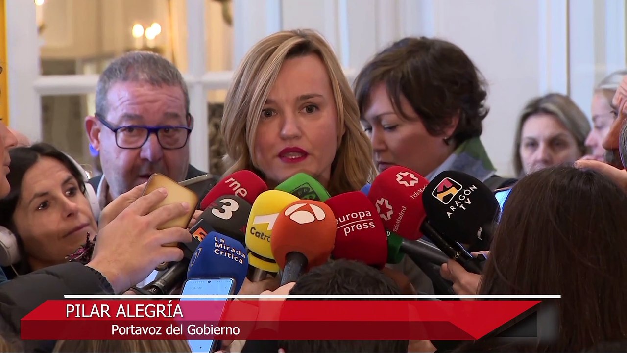 Sumar, PSOE y Vox exigen al PP que aclare "qué pactó" con Junts