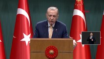 Erdoğan'ın dili sürçtü, kendi de güldü