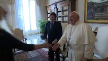البابا فرنسيس يستقبل الرئيس الارجنتيني للمرة الأولى في الفاتيكان